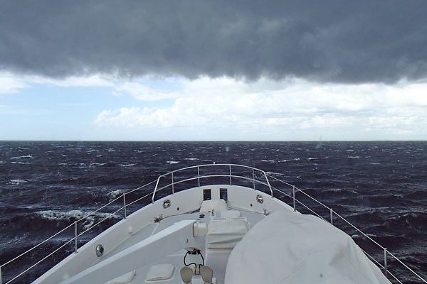 Nordhavn Trawler Underway Storm Horizon - Some Questions