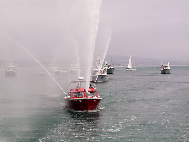 picture of the boat parade